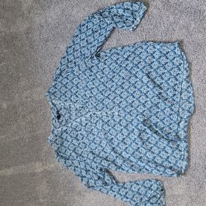 Gap size XL 3/4 sleeve sheer blouse